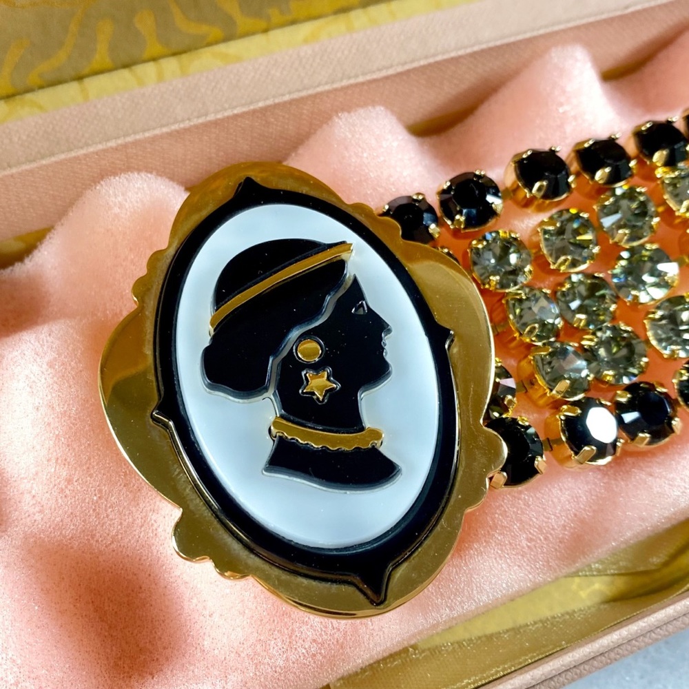Miu Miu Crystal Cameo Gold Plated Bracelet - Picture 7 of 10